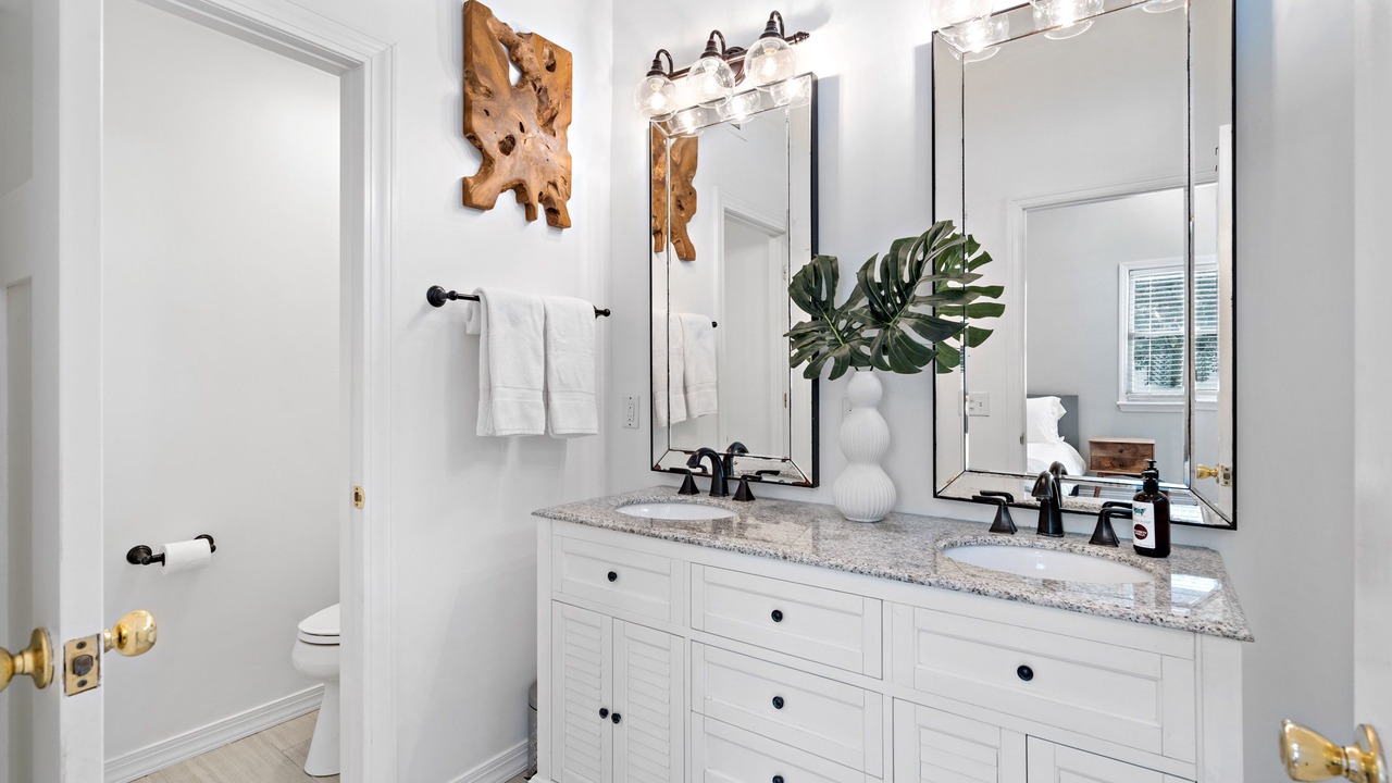 Photo of Bathroom in Beaufort