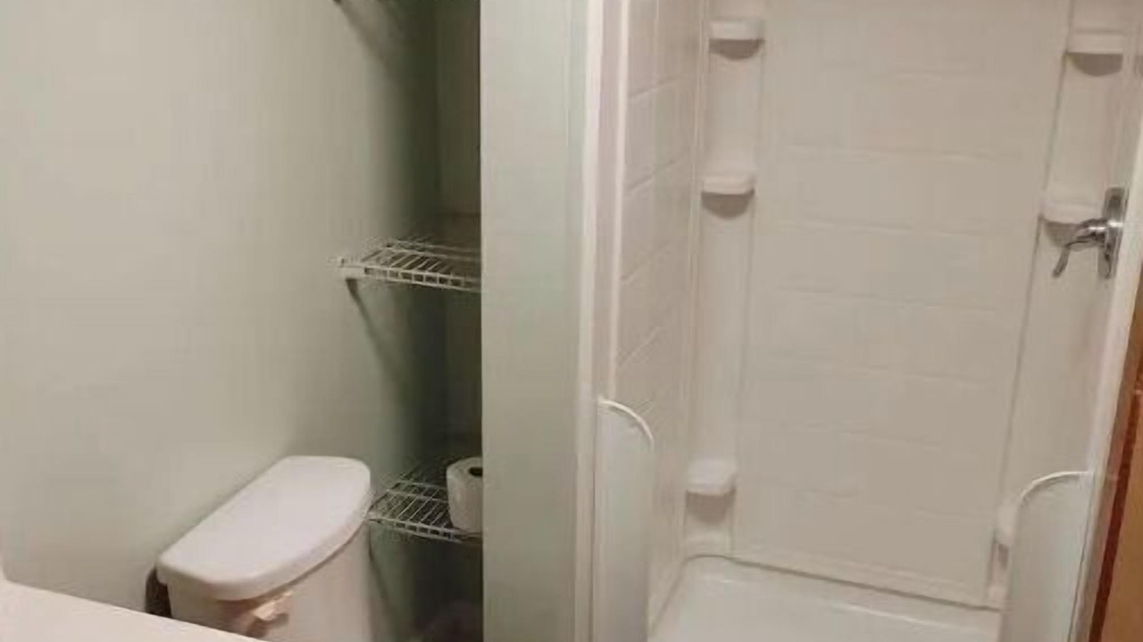 Photo of Bathroom in Eden
