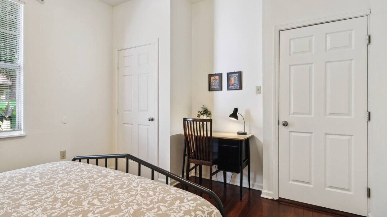 Photo of Bedroom in Broadmoor