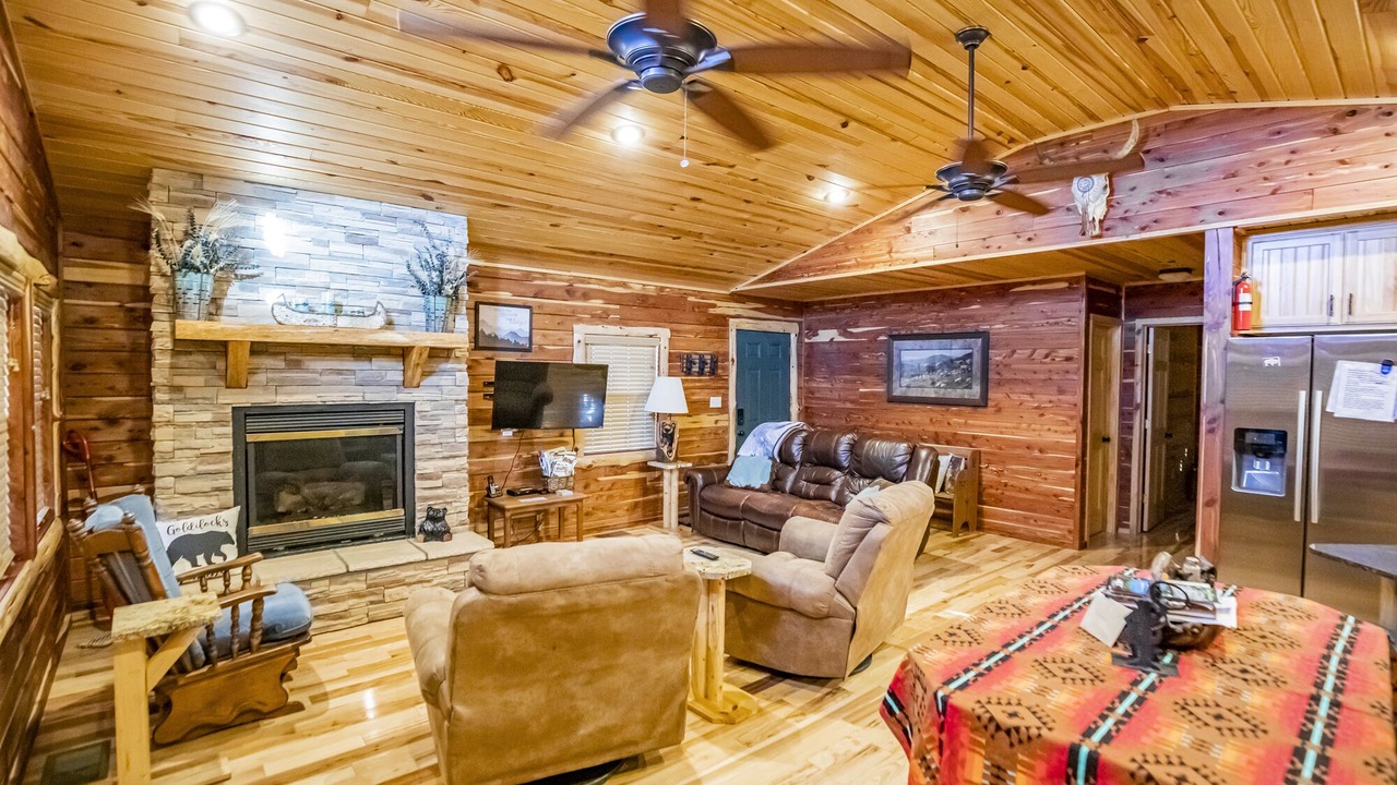 Photo of Livingroom in Compton
