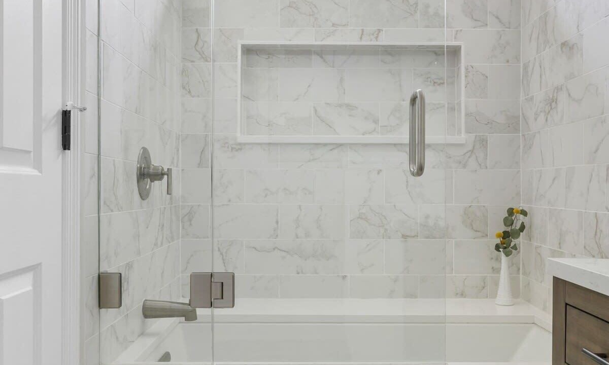 Photo of Bathroom in Sunset Point