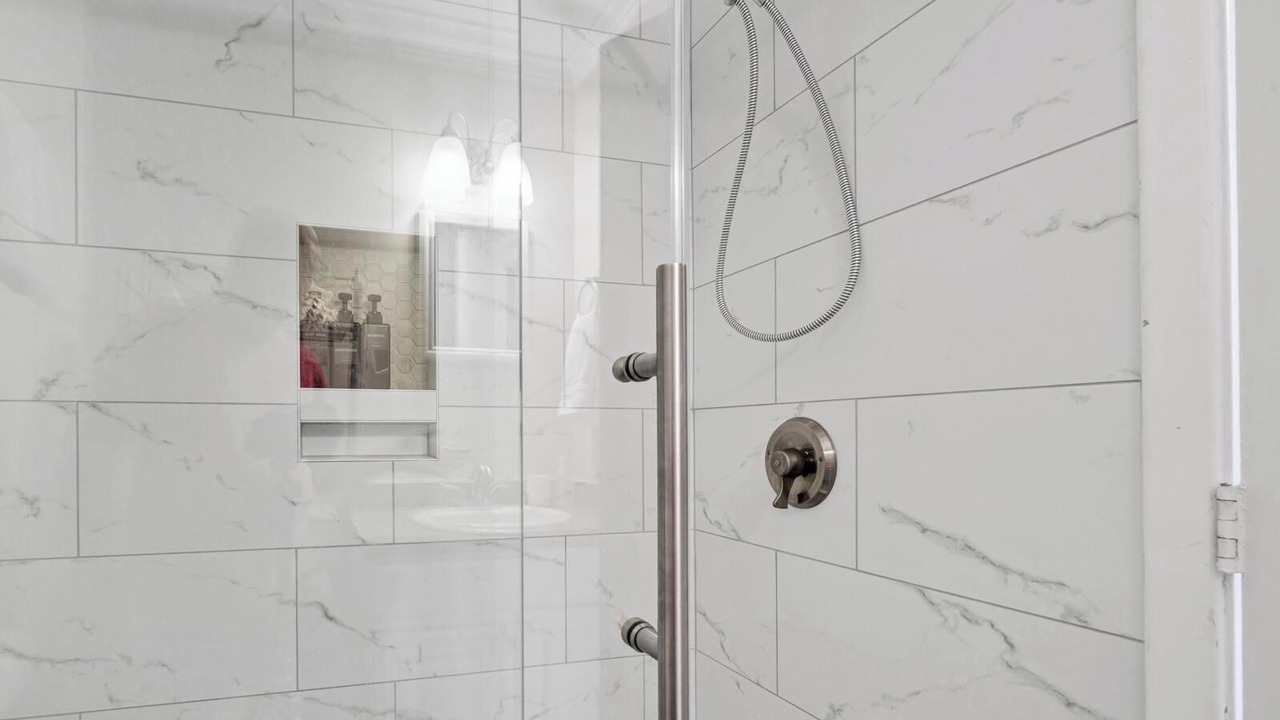 Photo of Bathroom in Oak Grove