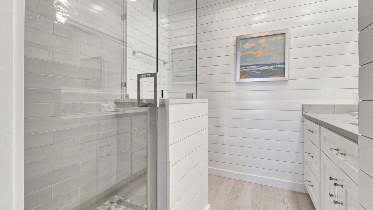 Photo of Bathroom in Harbour Town