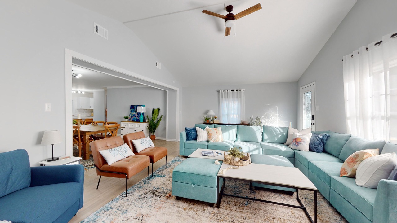 Photo of Livingroom in Shell Point