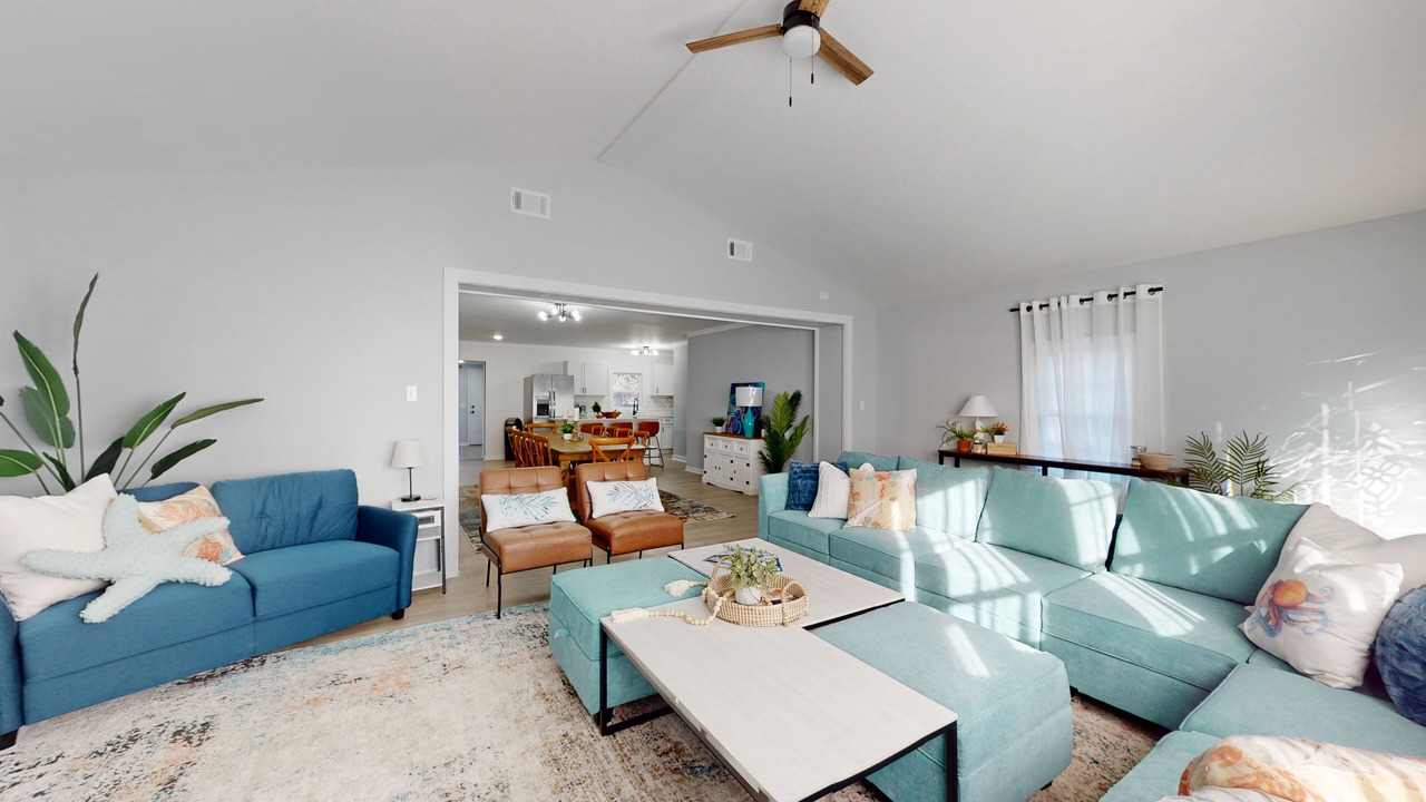 Photo of Livingroom in Shell Point
