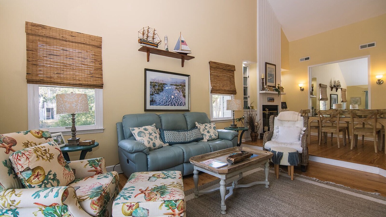 Photo of Livingroom in Ocean Ridge