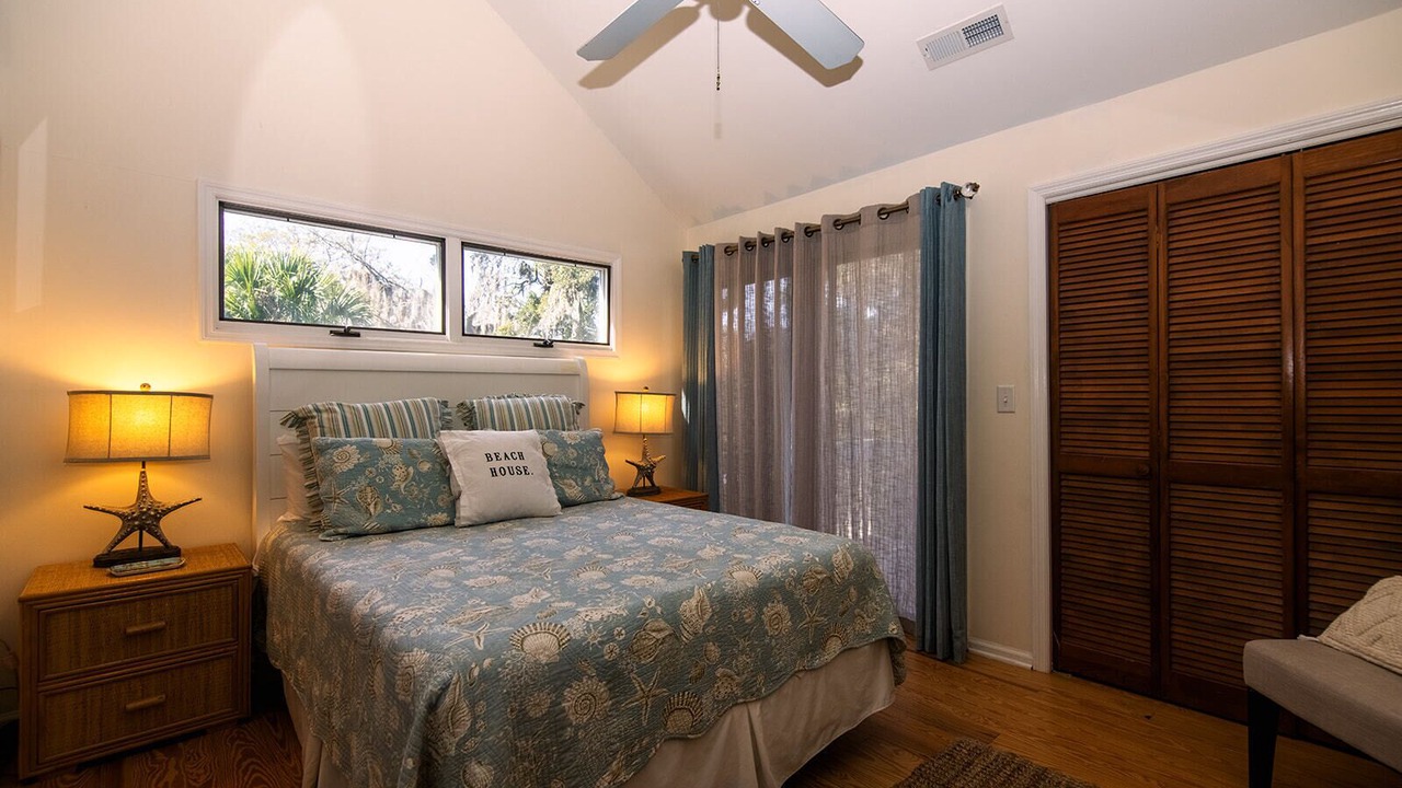 Photo of Bedroom in Ocean Ridge