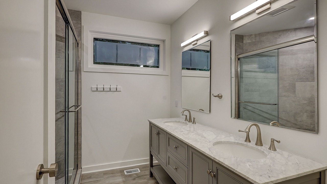 Photo of Bathroom in Oceanside