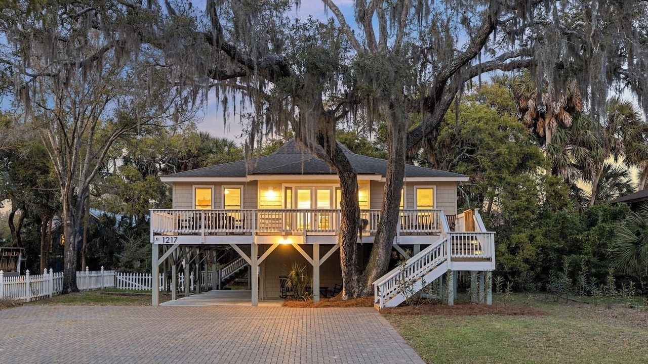Photo of Others in Edisto Island