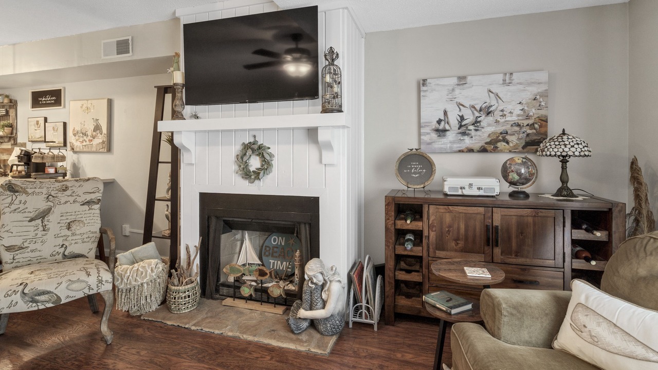 Photo of Livingroom in Ocean Ridge