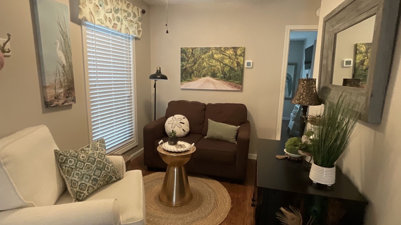 Photo of Livingroom in Ocean Ridge