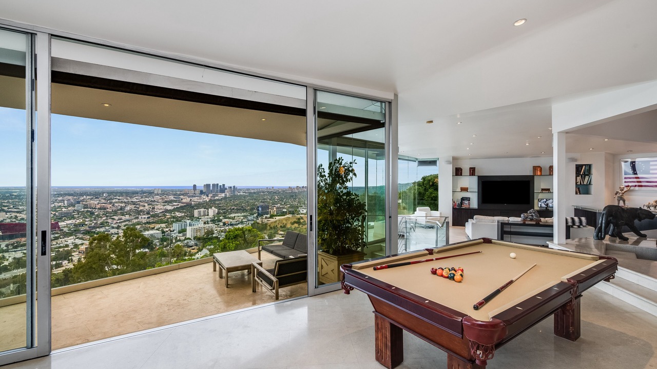 Photo of Bedroom in Hollywood Hills West