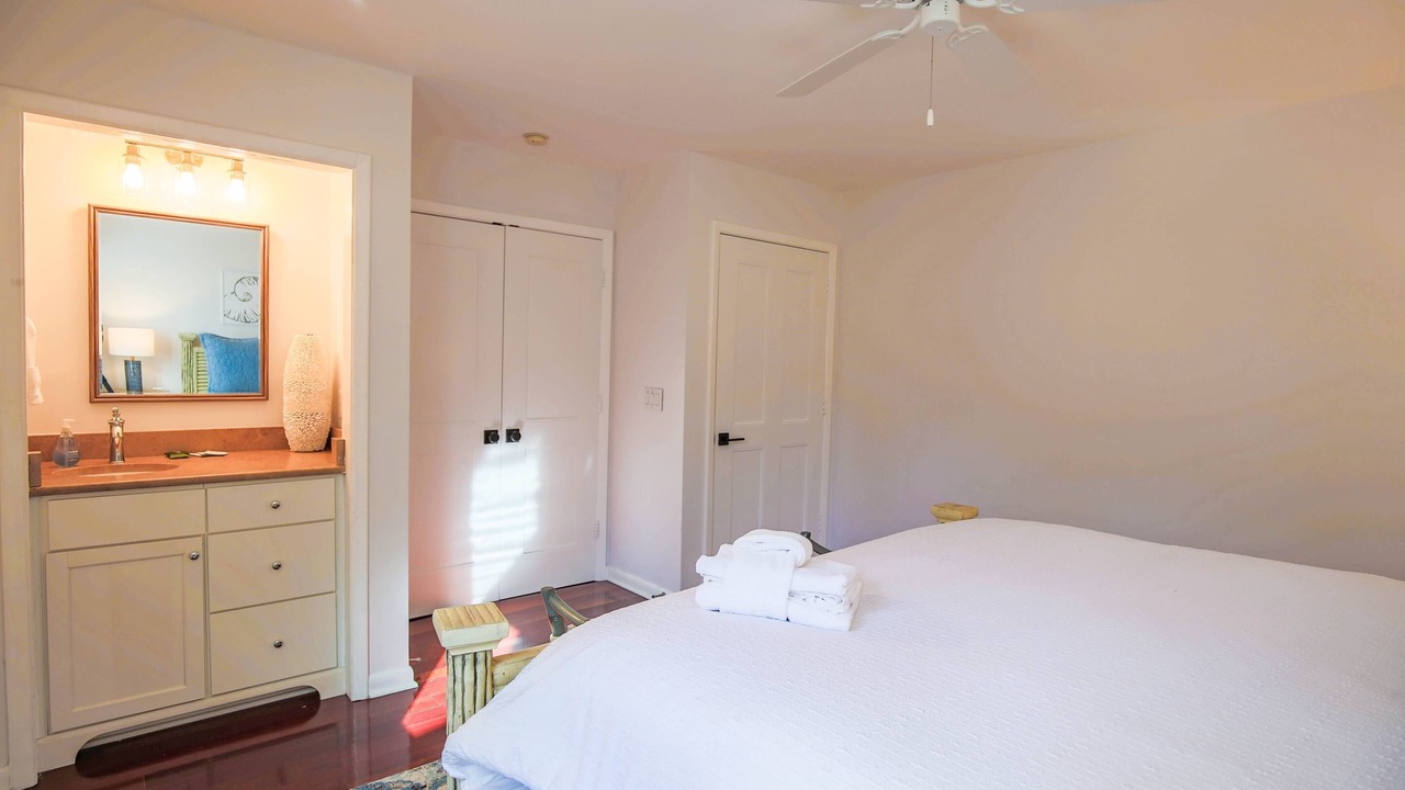 Photo of Bedroom in Isle of Palms