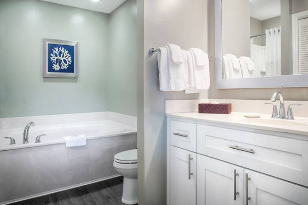 Photo of Bathroom in Ocean Ridge
