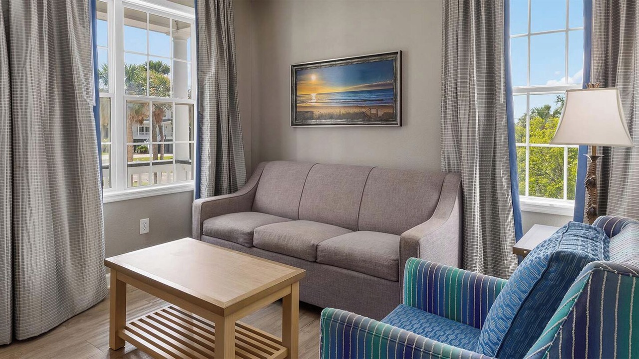 Photo of Livingroom in Ocean Ridge