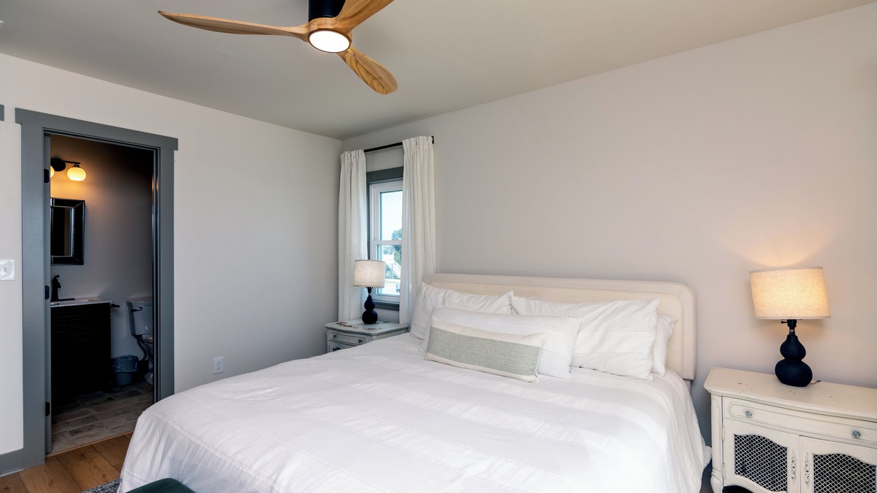 Photo of Bedroom in Edisto Island