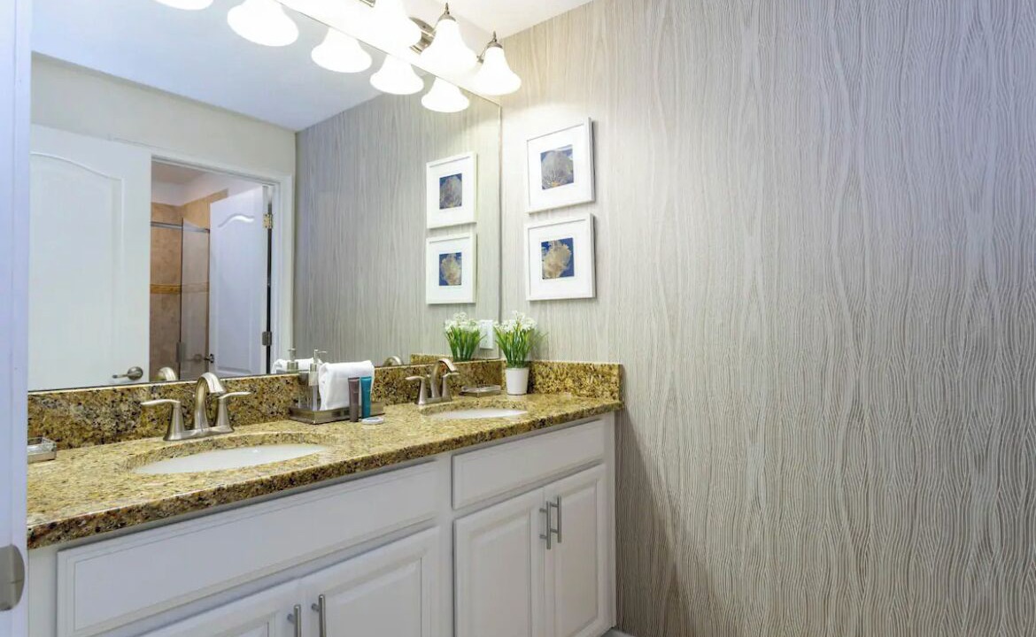 Photo of Bathroom in Kissimmee