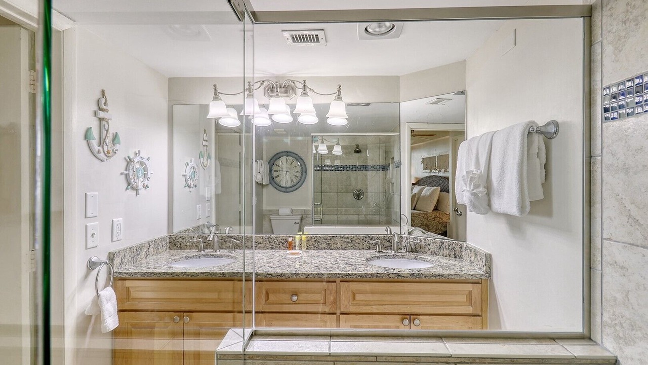 Photo of Bathroom in Isle of Palms