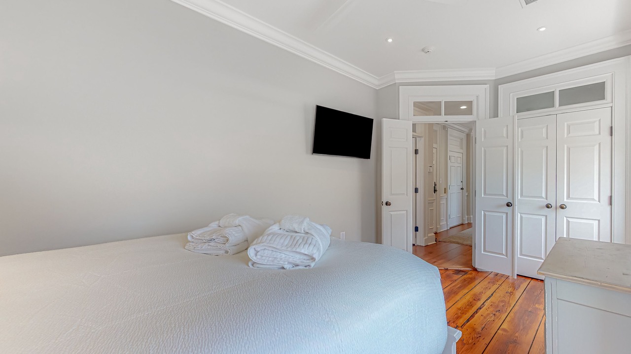 Photo of Bedroom in South of Broad