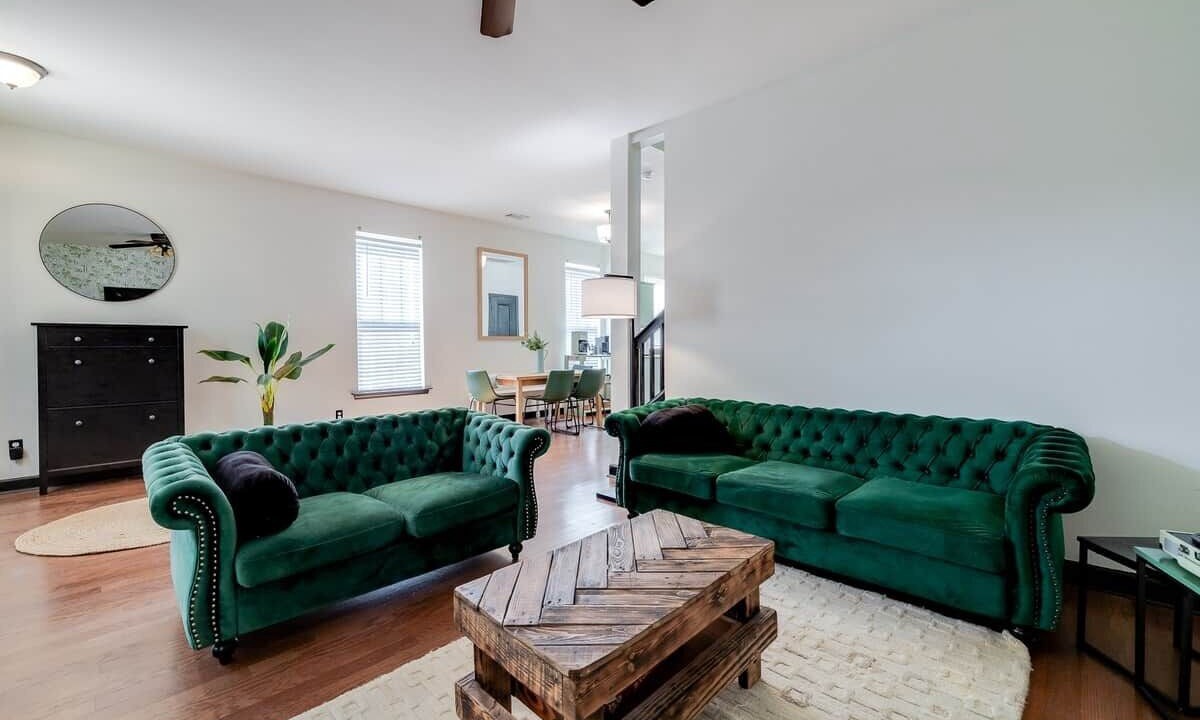 Photo of Livingroom in Pooler
