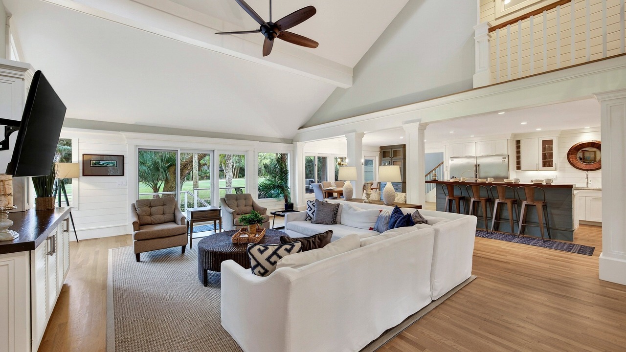 Photo of Livingroom in Vanderhorst Plantation