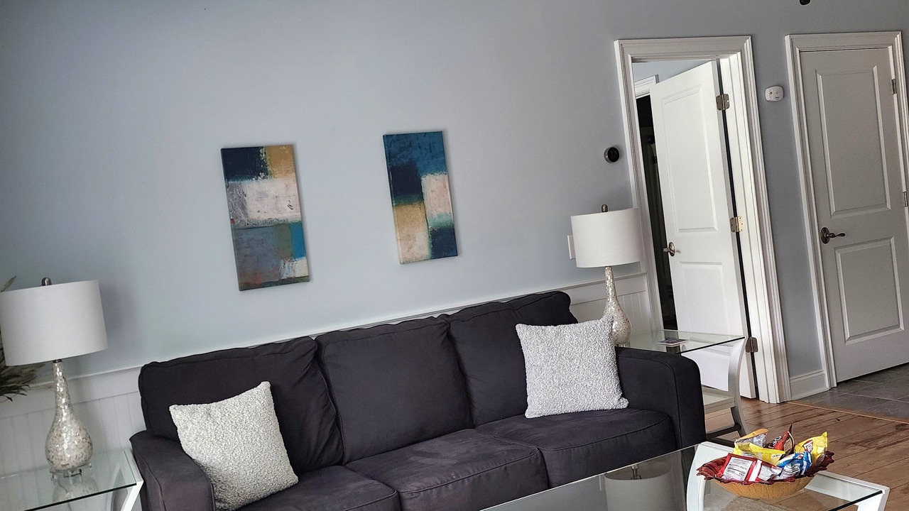 Photo of Livingroom in Mount Pleasant
