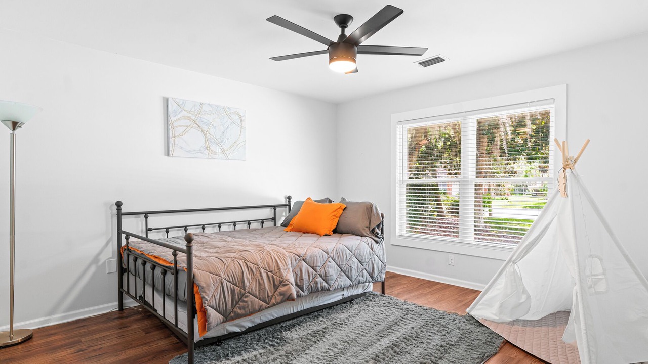 Photo of Bedroom in Savannah