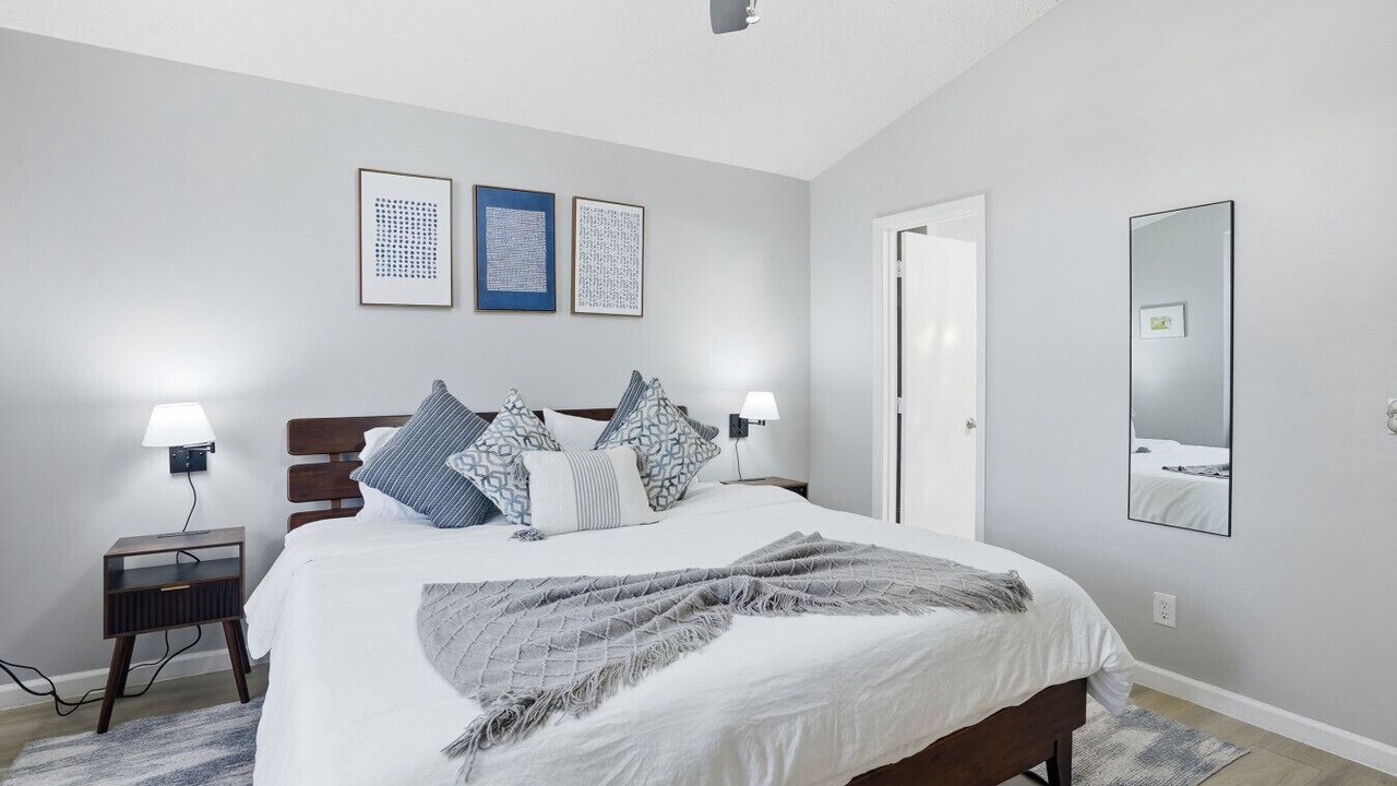 Photo of Bedroom in Whitemarsh Island