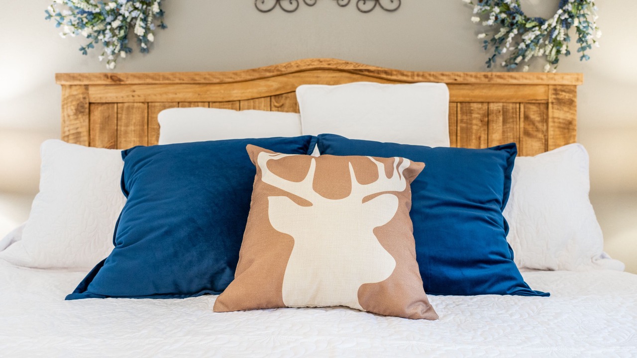 Photo of Bedroom in Mount Ida