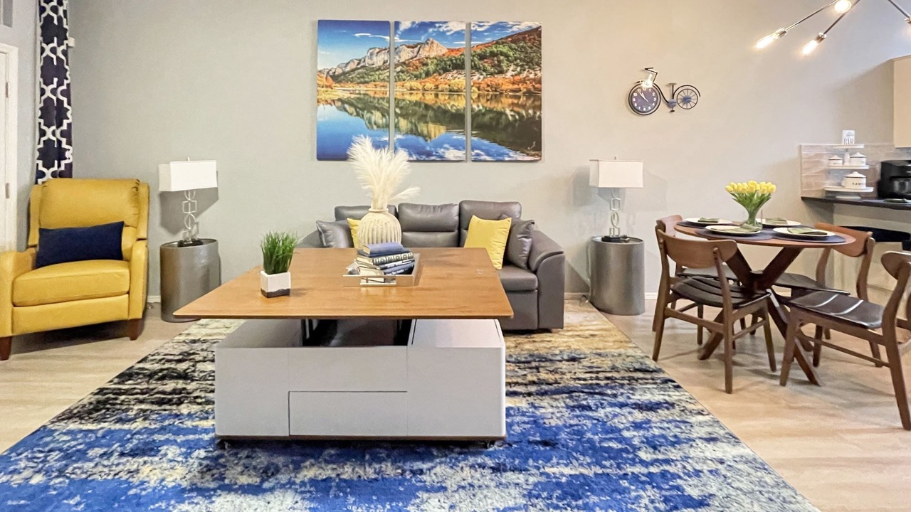 Photo of Livingroom in Springdale