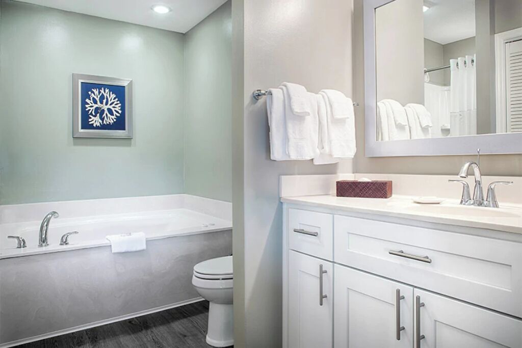 Photo of Bathroom in Ocean Ridge