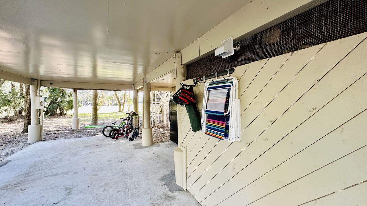 Photo of Outdoor in Tarpon Pond