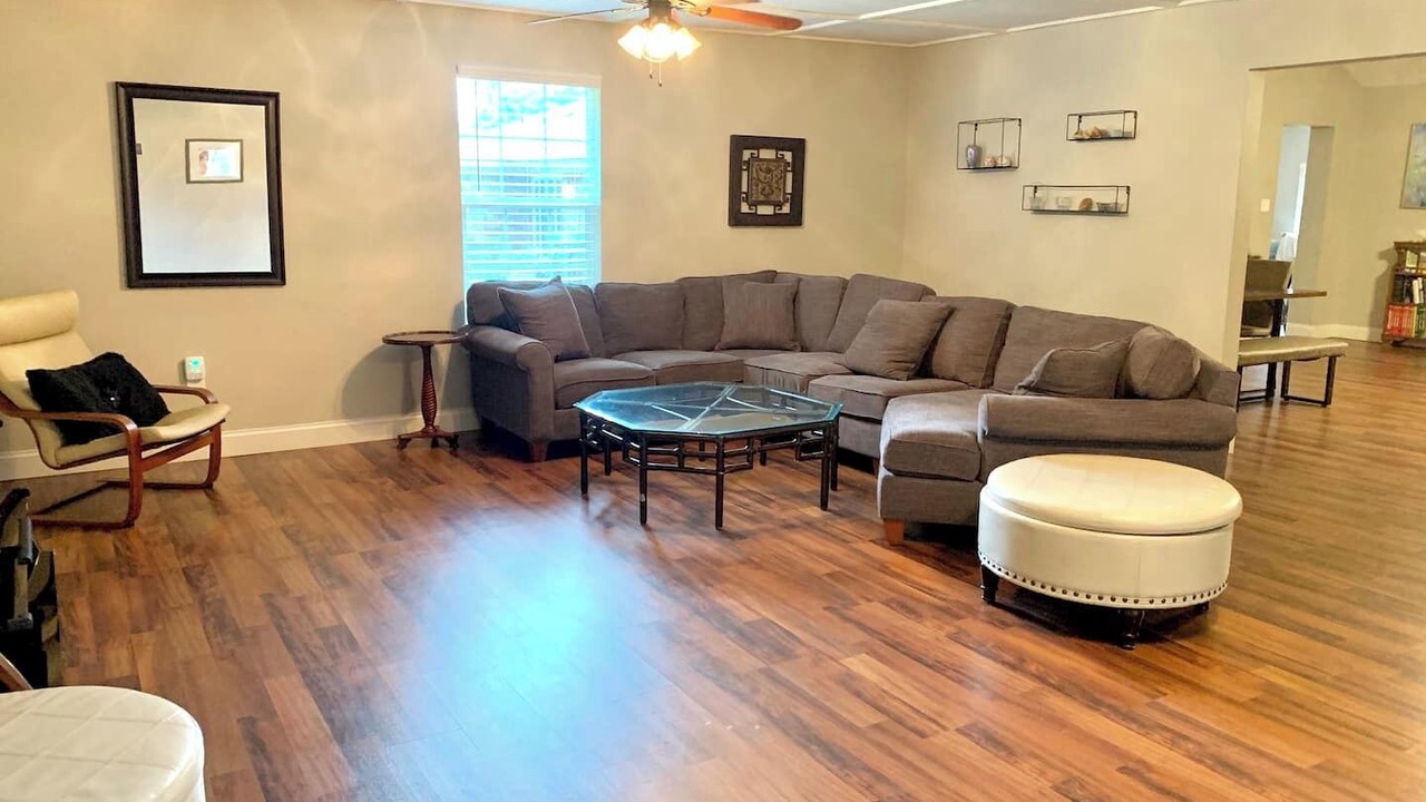 Photo of Livingroom in Savannah