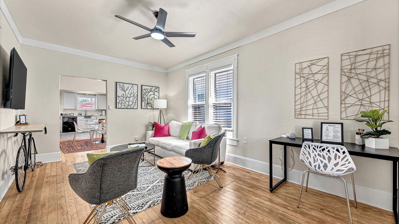 Photo of Livingroom in Rogers