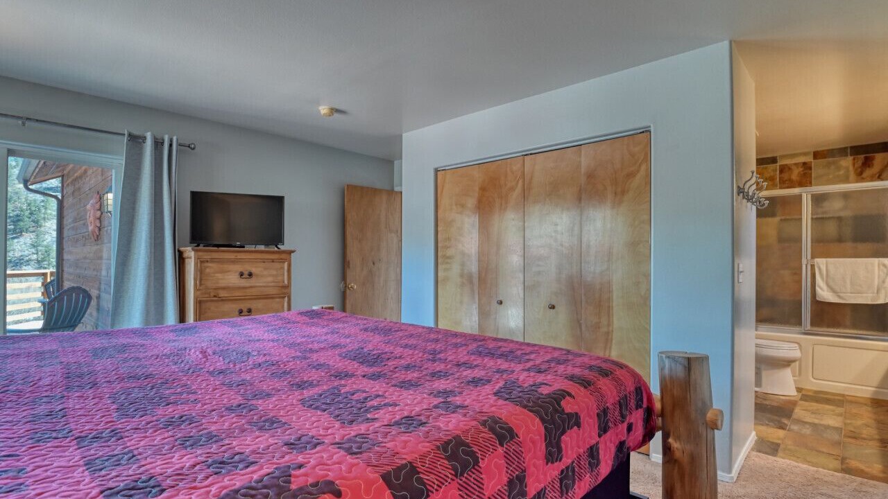 Photo of Bathroom in Green Mountain Falls