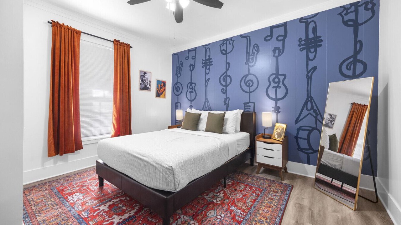 Photo of Bedroom in Crosstown