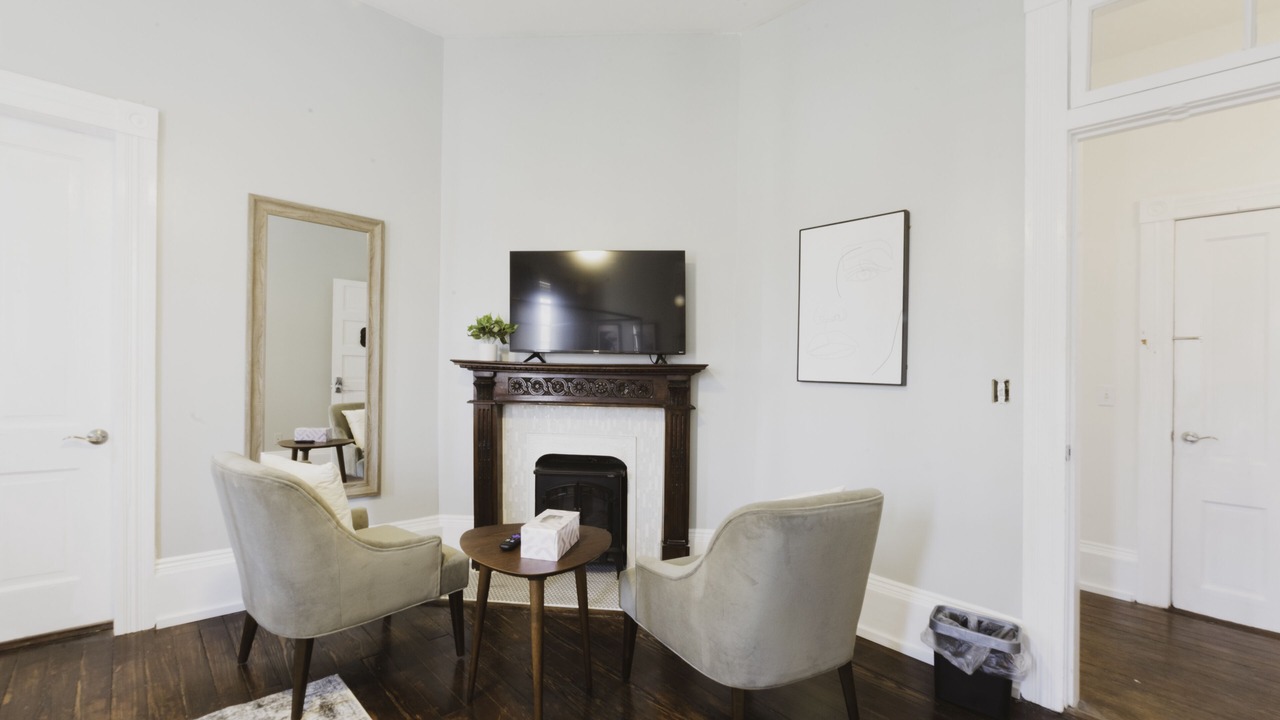 Photo of Bedroom in Thomas Square