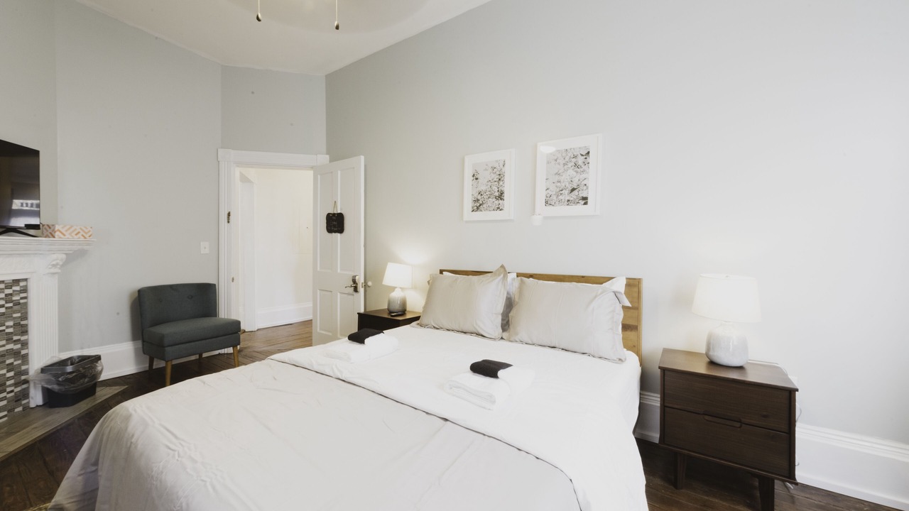 Photo of Bedroom in Thomas Square