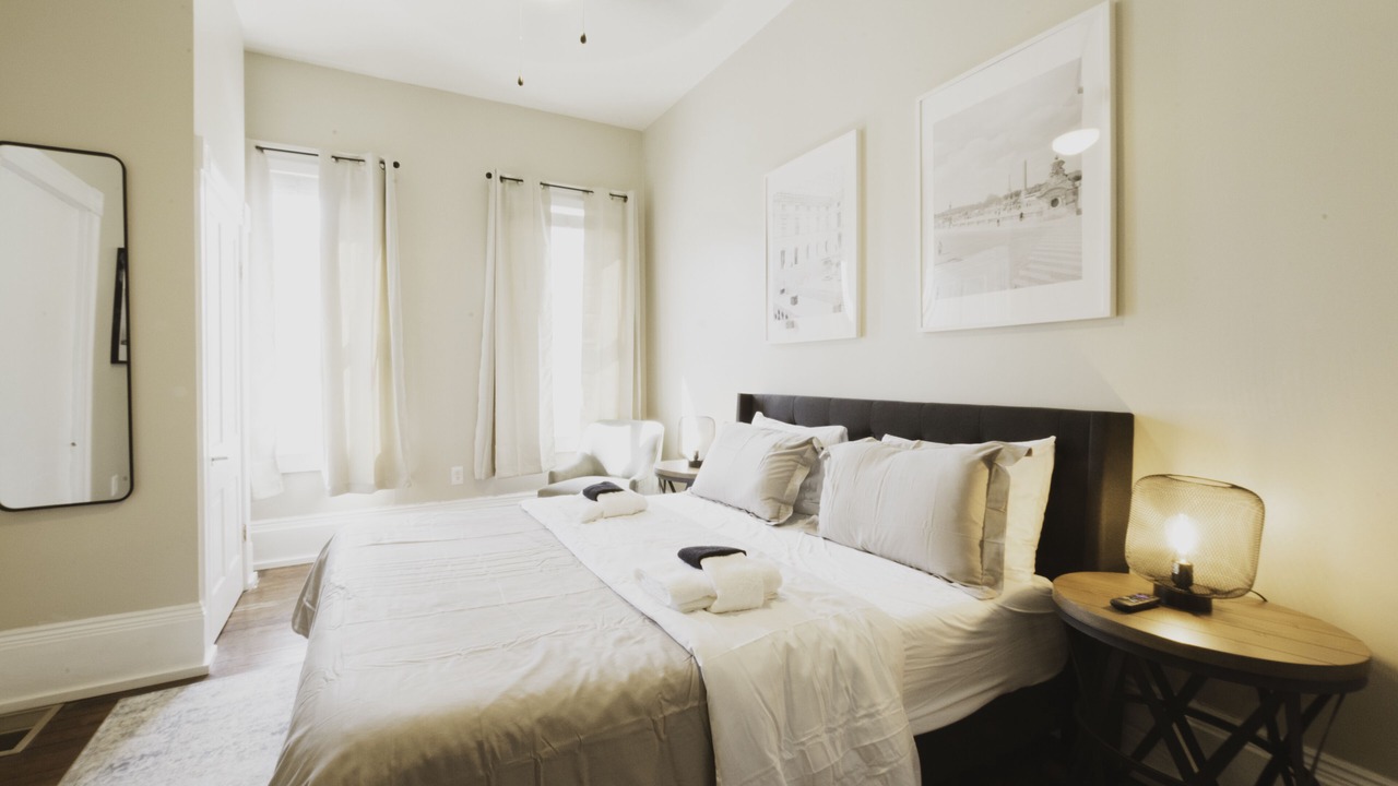 Photo of Bedroom in Thomas Square