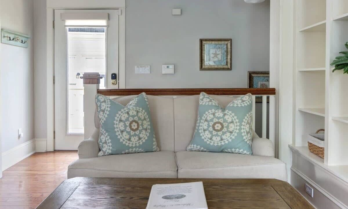 Photo of Livingroom in Historic Downtown Savannah