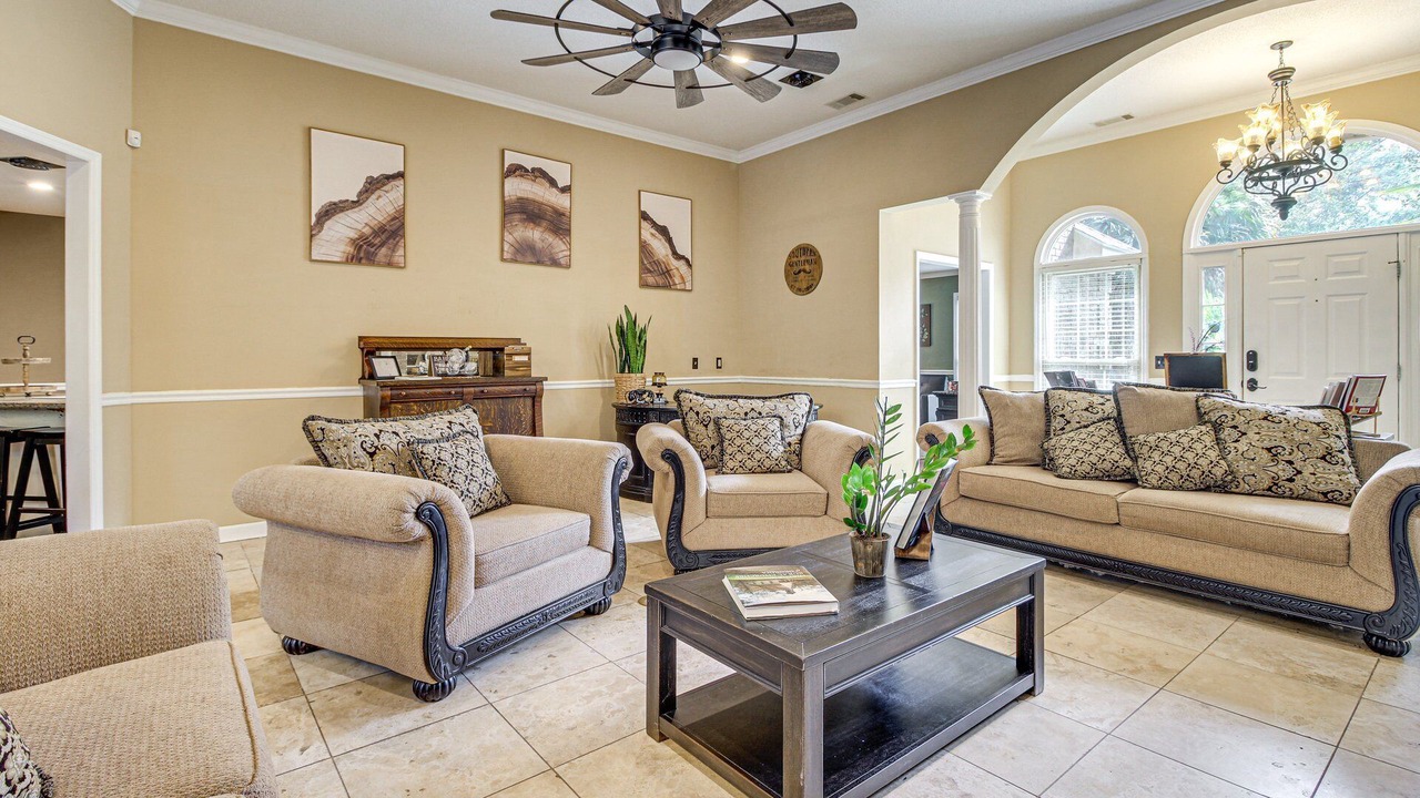 Photo of Livingroom in Dover