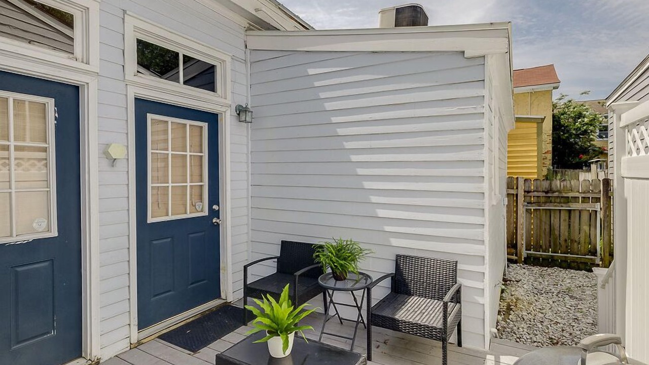 Photo of Patio Balcony in Beach Institute