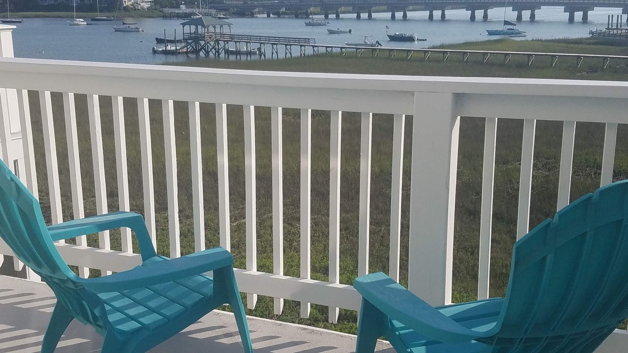 Photo of Patio Balcony in Waters Edge
