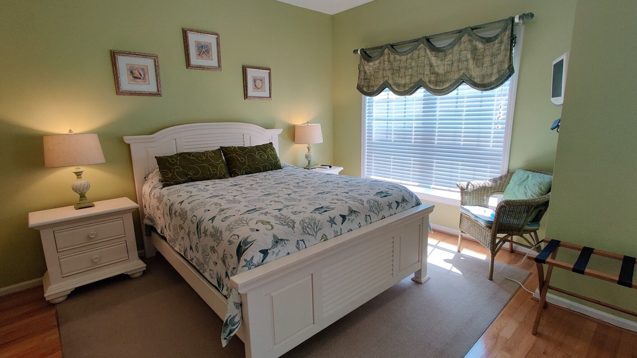Photo of Bedroom in Waters Edge