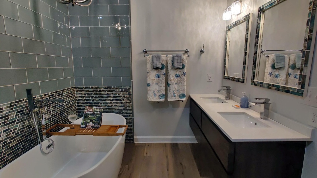 Photo of Bathroom in Waters Edge