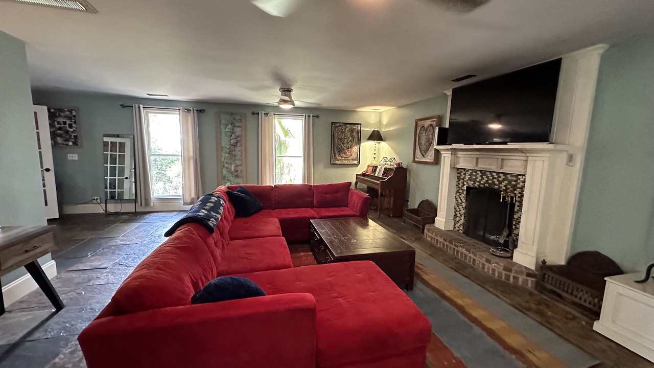 Photo of Livingroom in Meggett