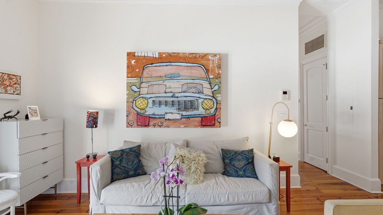 Photo of Livingroom in Harleston Village