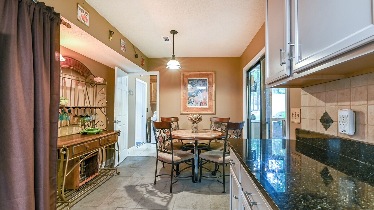 Photo of Kitchen in Summerville Historic District