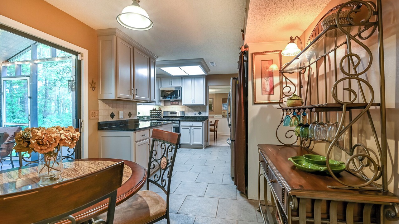 Photo of Kitchen in Summerville Historic District