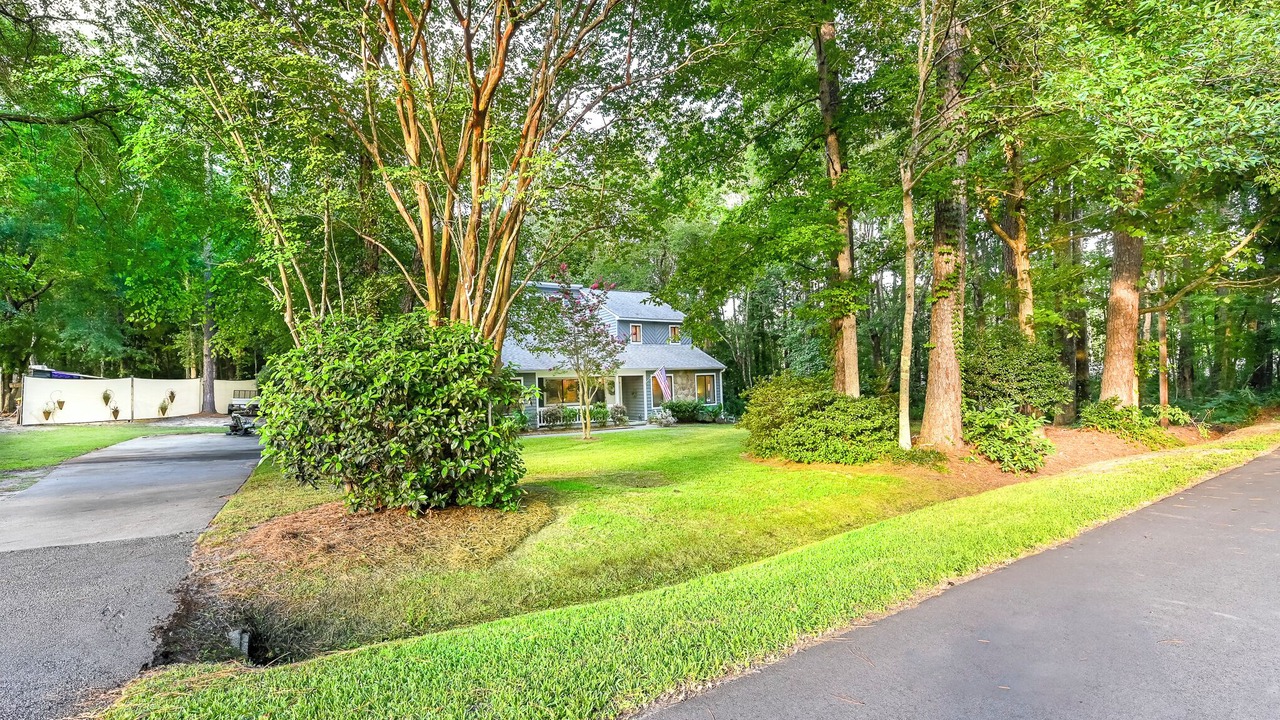 Photo of Outdoor in Summerville Historic District